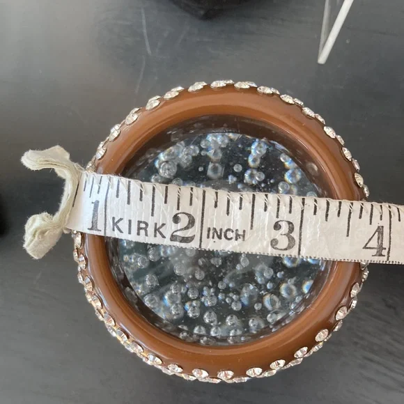 Beautiful Big Bangle - Picture 3 of 6